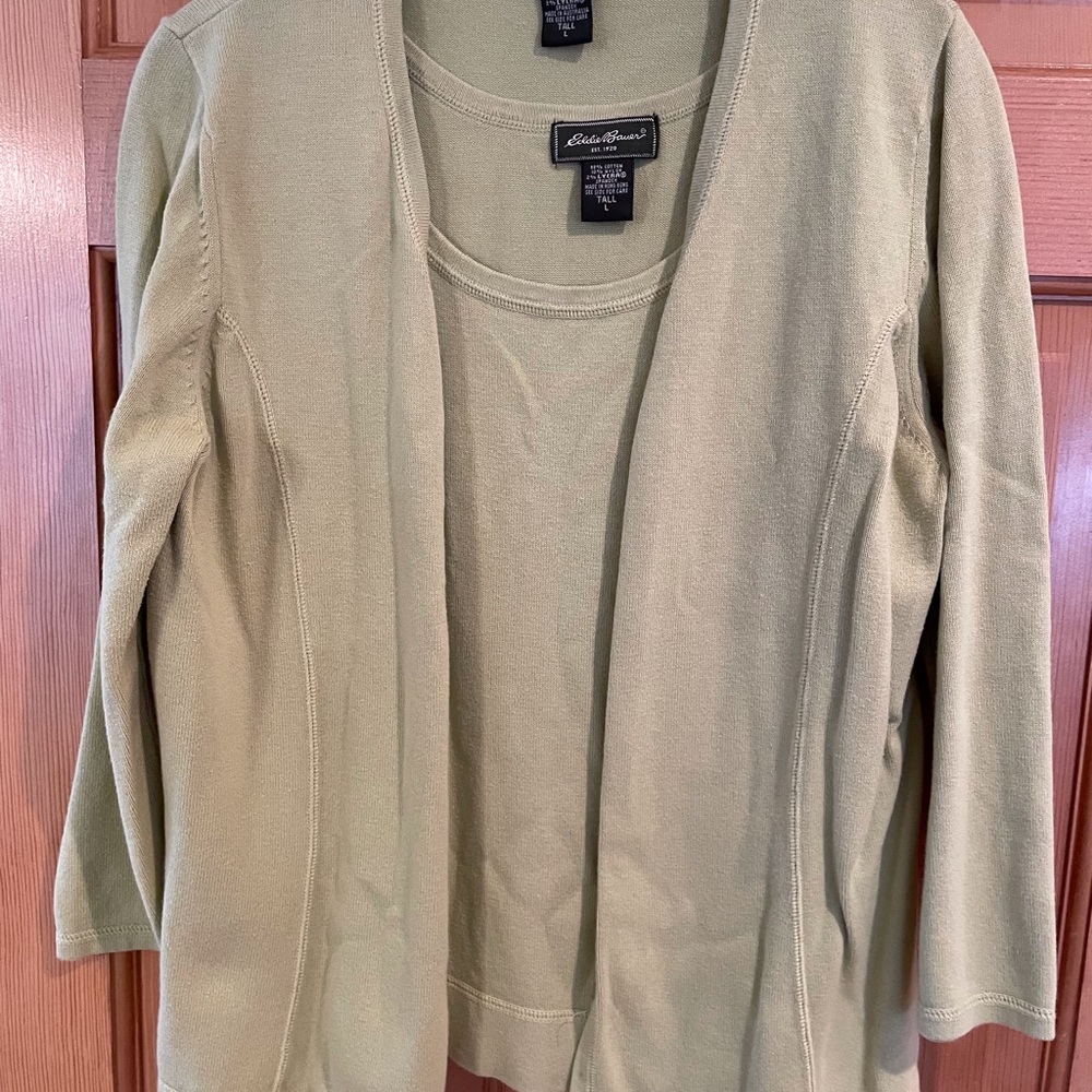 Women’s EDDIE BAUER 2 PC Sweater Set